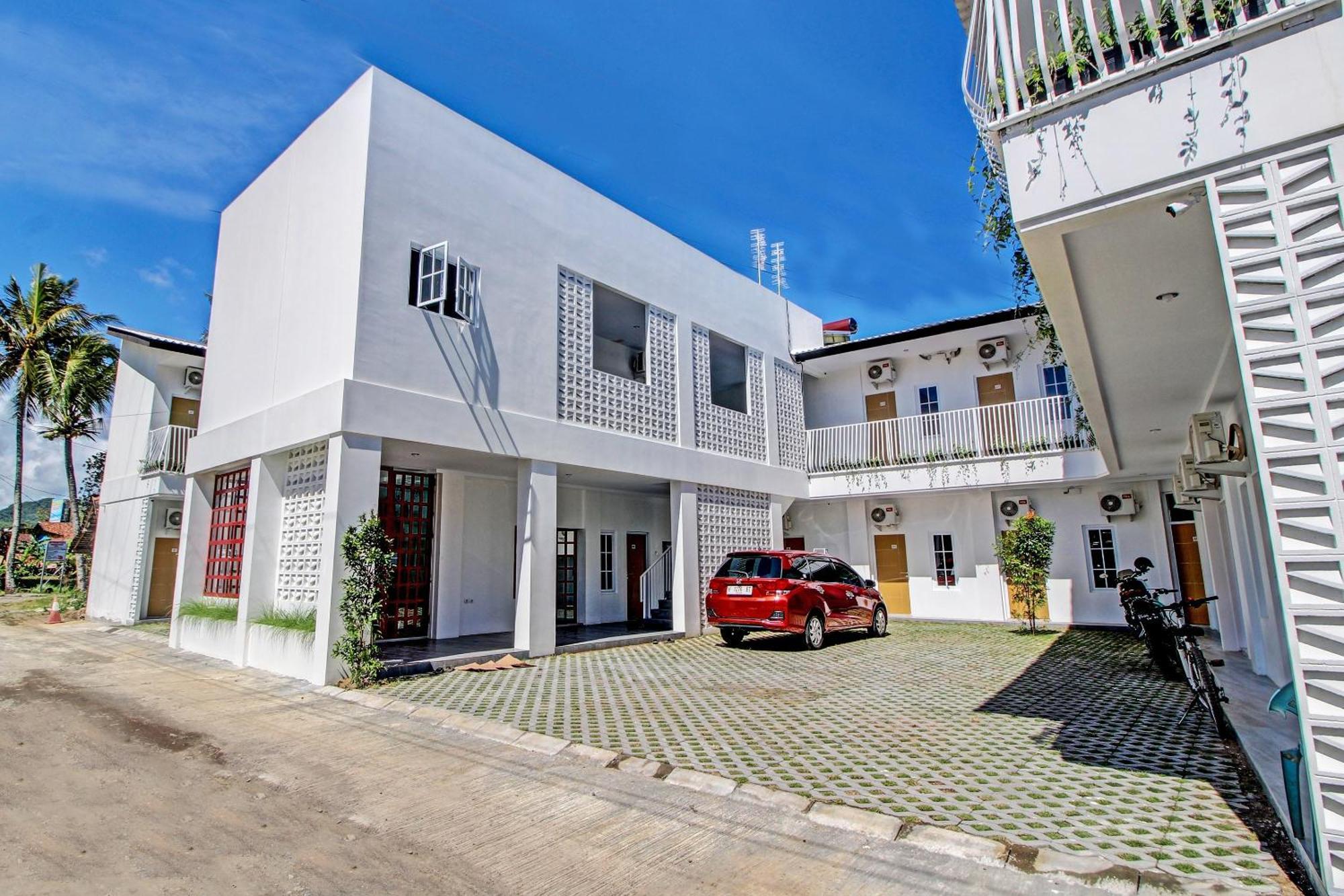 Super Oyo Collection O 92363 Kp Inn Yogyakarta Bagian luar foto