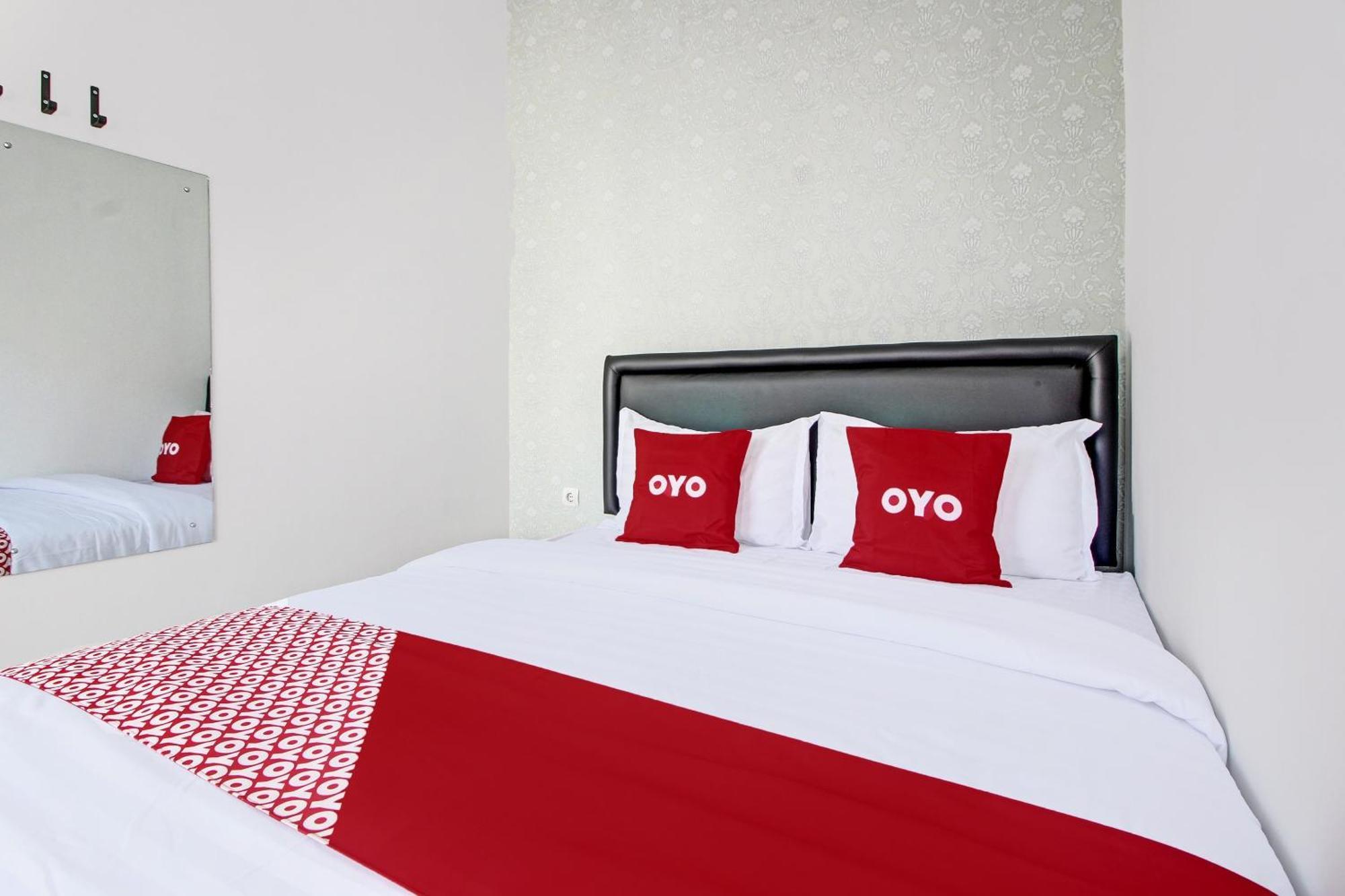Super Oyo Collection O 92363 Kp Inn Yogyakarta Bagian luar foto